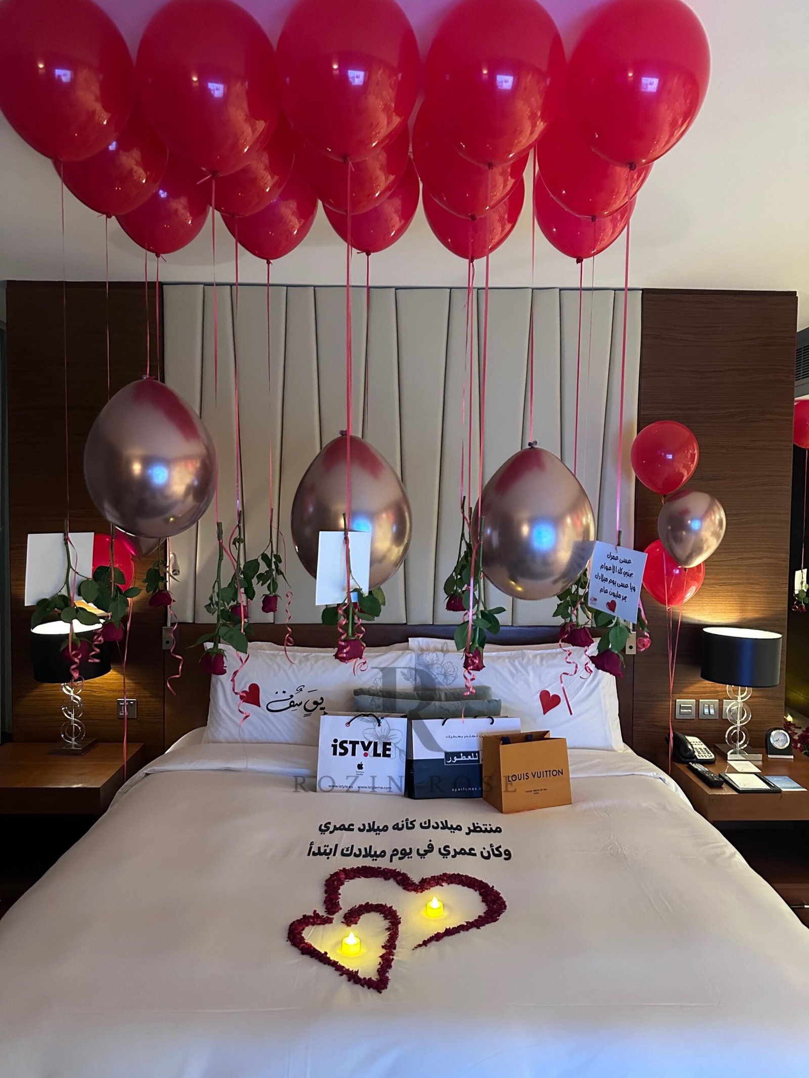 👑 Royal Palace Hotel Room Decoration Package - الصورة 3