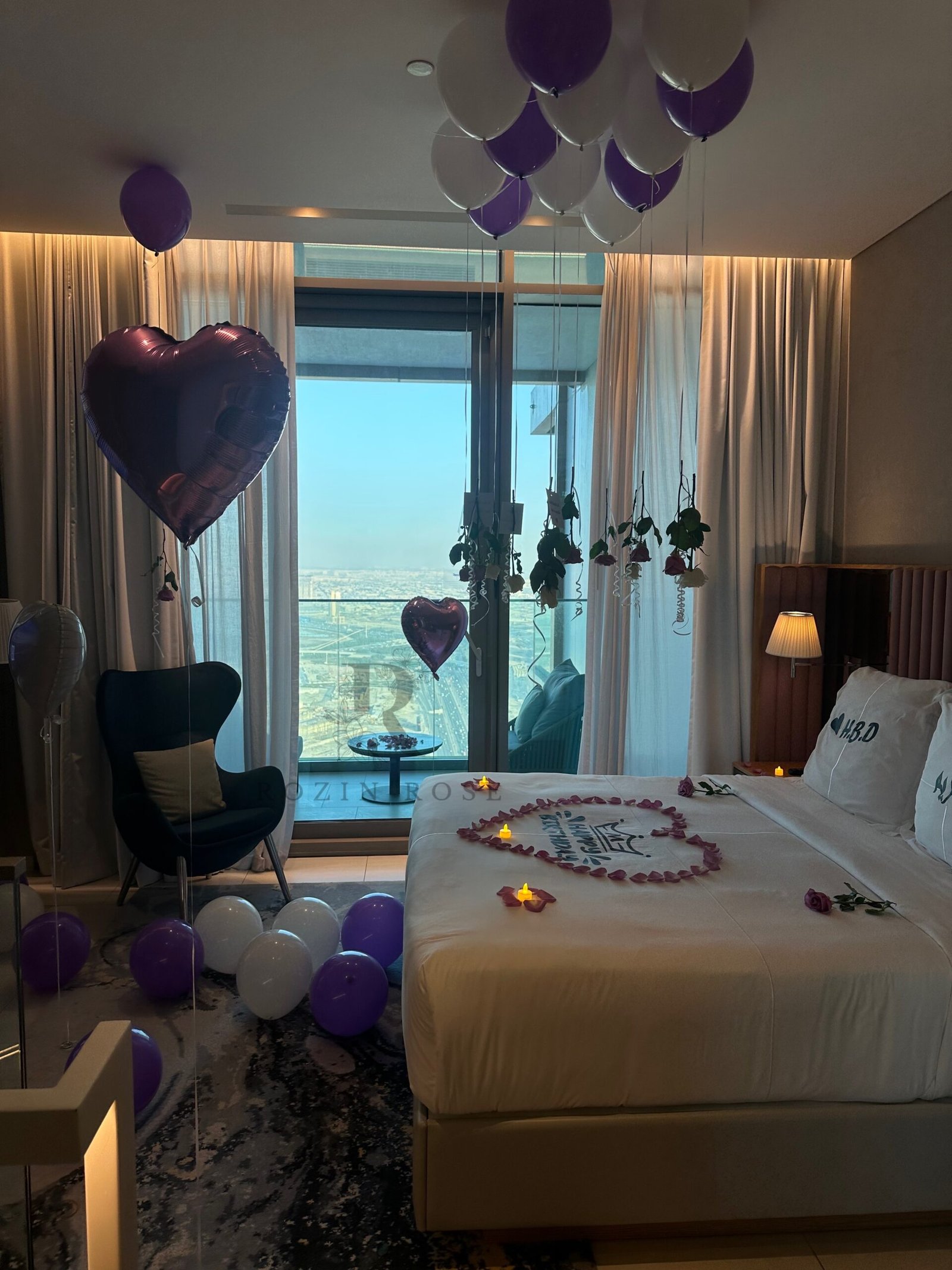 Purple Room Arrangement - الصورة 5