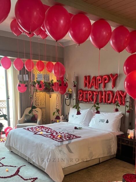 Luxury Birthday Hotel Room Arrangement