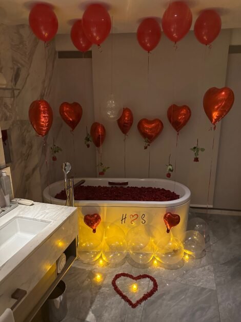 Elegant Newlyweds Celebration Package