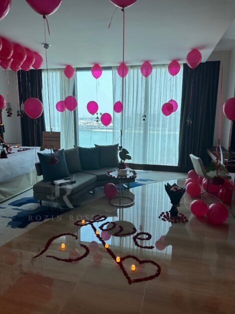 Room decoration at Fairmont Bab Al Bahr Hotel