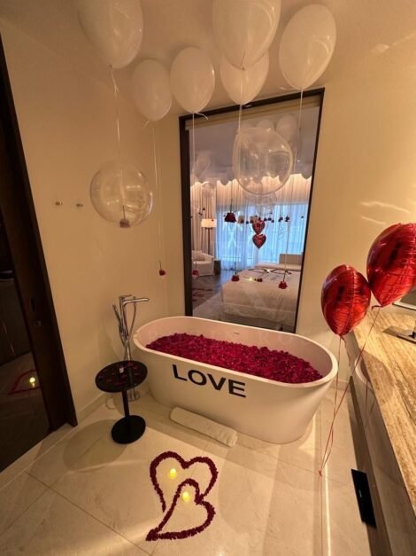 Decor room hotel package