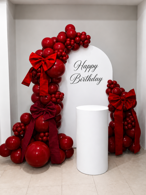 Ruby Party Balloon Setup